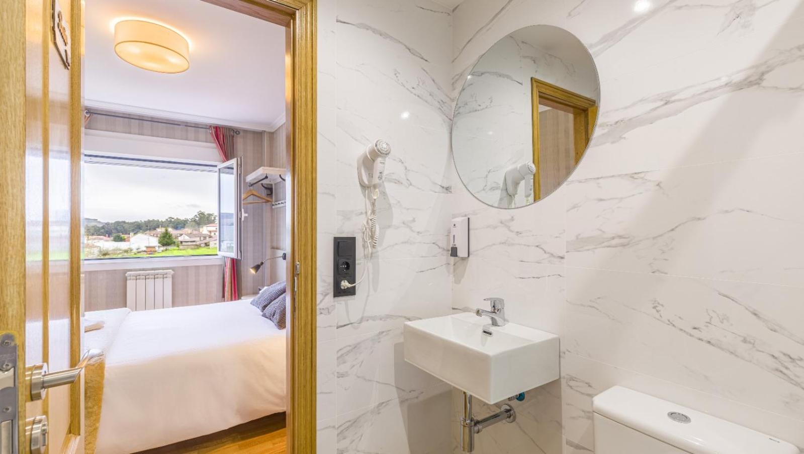 Pension 9 De Abril Педрусо Экстерьер фото